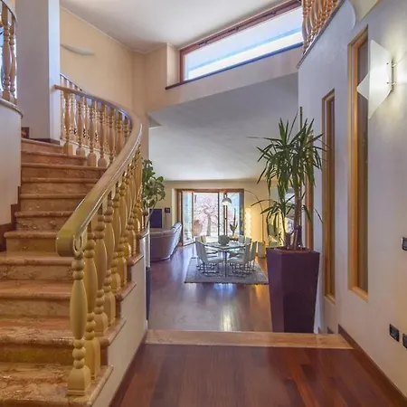 House Paradiso Villa Nestore